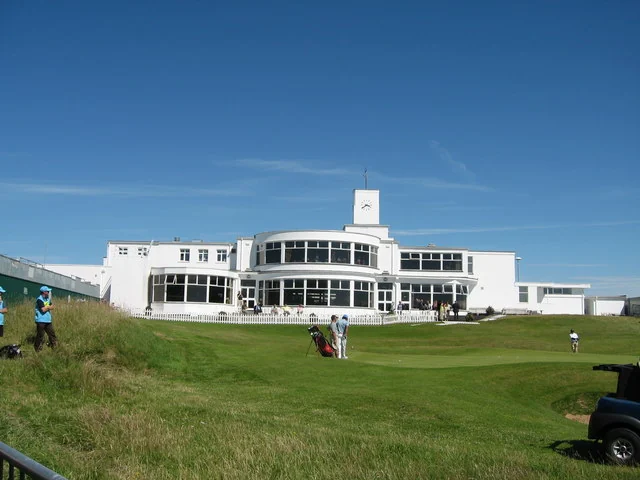 The clubhouse and eighteenth green at Royal Birkdale Golf Club.